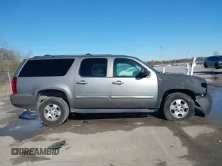 2012 Chevrolet Suburban LS with VIN 1GNSCHE0XCR260405, listed as a IAAI auction lot 41392088 with 183,924 mi miles. Bid and sale history available at carsss.com. Image 13.