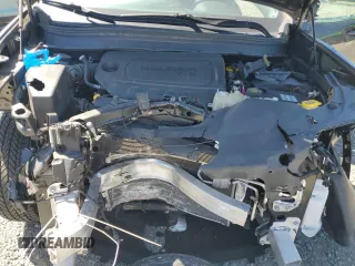 2020 Jeep Cherokee Latitude Plus z VIN 1C4PJLLBXLD519788, wystawiony jako Copart lot #58859745 z przebiegiem 52 131 mil mil oraz Szkoda całkowita • Salvage title. Historia ofert i sprzedaży dostępna na DreamBid. Obrazek 12.