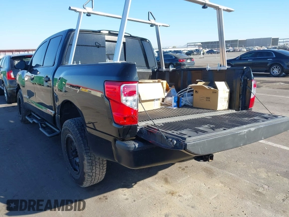 2018 Nissan Titan SV with VIN 1N6AA1EK8JN502029, listed as a IAAI auction lot 41308013 with Not Provided miles. Bid and sale history available at carsss.com. Image 3.