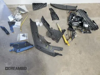 2020 Lamborghini Huracan z VIN ZHWUF5ZF1LLA15429, wystawiony jako Copart lot #84735034 z przebiegiem 30 209 mil mil oraz Szkoda całkowita • Salvage title. Historia ofert i sprzedaży dostępna na DreamBid. Obrazek 14.