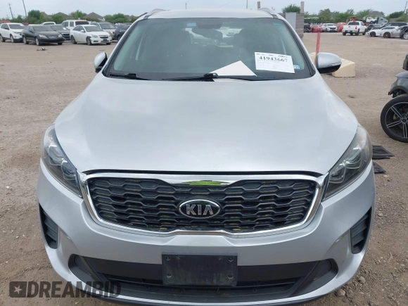 2019 Kia Sorento LX z VIN 5XYPG4A5XKG447654, wystawiony jako IAAI lot #41943667 z przebiegiem 84 241 mil mil oraz . Historia ofert i sprzedaży dostępna na DreamBid. Obrazek 12.