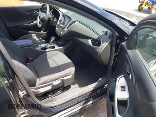 2024 Chevrolet Malibu LT with VIN 1G1ZD5ST5RF132996, listed as a IAAI auction lot 42169868 with 30,999 mi miles and . Bid and sale history available at DreamBid. Image 5.