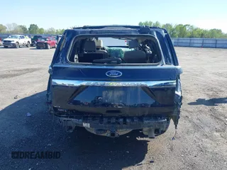 2021 Ford Expedition XLT with VIN 1FMJU1HT1MEA60855, listed as a IAAI auction lot 41962157 with 100,178 mi miles and . Bid and sale history available at DreamBid. Image 8.
