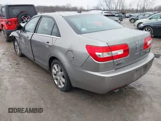 2009 Lincoln MKZ with VIN 3LNHM26T99R605048, listed as a IAAI auction lot 41459816 with 95,348 mi miles and . Bid and sale history available at DreamBid. Image 3.
