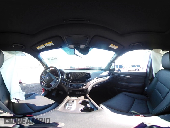 2025 Honda Passport EX-L с VIN 5FNYF8H56SB001075, выставлен на аукционе IAAI как лот 42262450 с пробегом Не указан миль и . История ставок и продаж доступна на DreamBid. Изображение 18.