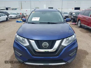2019 Nissan Rogue SV with VIN JN8AT2MT8KW256290, listed as a IAAI auction lot 41901713 with 63,432 mi miles. Bid and sale history available at carsss.com. Image 12.