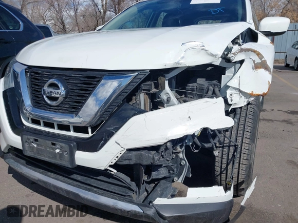 2017 Nissan Rogue SV with VIN KNMAT2MV9HP558445, listed as a IAAI auction lot 41637607 with 141,692 mi miles. Bid and sale history available at carsss.com. Image 6.