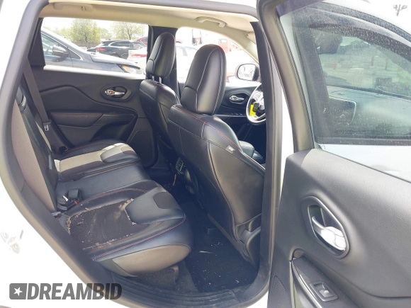 2014 Jeep Cherokee Trailhawk с VIN 1C4PJMBB2EW309183, выставлен на аукционе IAAI как лот 42197601 с пробегом 77 050 миль миль и . История ставок и продаж доступна на DreamBid. Изображение 8.