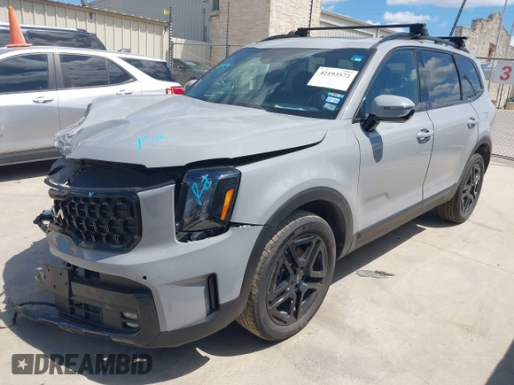 2024 Kia Telluride SX X-Pro с VIN 5XYP5DGC2RG492156, выставлен на аукционе IAAI как лот 42193572 с пробегом 7 888 миль миль и . История ставок и продаж доступна на DreamBid. Изображение 2.