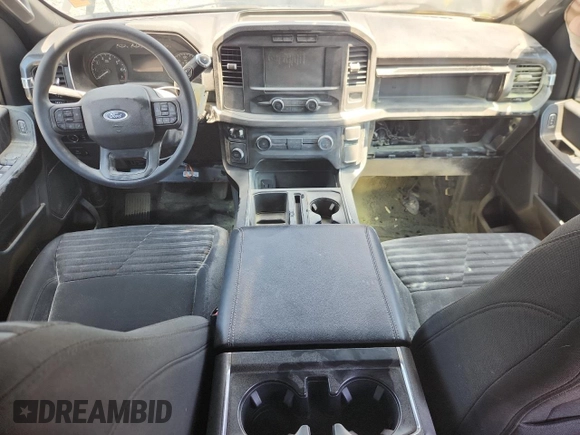 2021 Ford F-150 XL with VIN 1FTEW1CP1MFB85228, listed as a Copart auction lot 61338555 with Not provided miles and Salvage title. Bid and sale history available at DreamBid. Image 8.