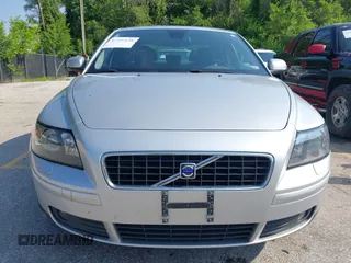 2007 Volvo S40 2.5L Turbo с VIN YV1MH682472299584, выставлен на аукционе IAAI как лот 42397638 с пробегом 123 473 миль миль и . История ставок и продаж доступна на DreamBid. Изображение 6.