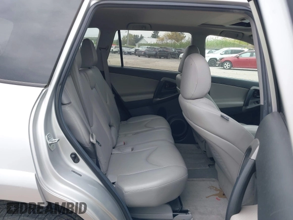 2012 Toyota RAV4 Limited with VIN 2T3DK4DV0CW072924, listed as a IAAI auction lot 42081068 with 137,864 mi miles. Bid and sale history available at carsss.com. Image 8.