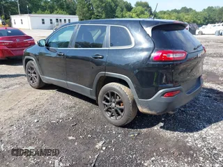 2018 Jeep Cherokee Latitude Tech Connect z VIN 1C4PJLCB1JD596112, wystawiony jako IAAI lot #42707705 z przebiegiem 184 586 mil mil oraz . Historia ofert i sprzedaży dostępna na DreamBid. Obrazek 3.