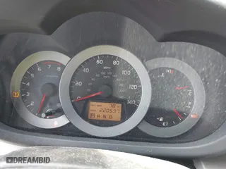 2008 Toyota RAV4 Ltd with VIN JTMBD31V486074748, listed as a IAAI auction lot 42121498 with 220,597 mi miles. Bid and sale history available at carsss.com. Image 7.