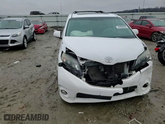 2011 Toyota Sienna SE with VIN 5TDXK3DC9BS075469, listed as a Copart auction lot 44900265 with 164,214 mi miles and Salvage Title. Bid and sale history available at carsss.com. Image 12.
