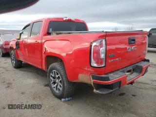 2015 GMC Canyon 4WD SLE with VIN 1GTG6BE30F1136918, listed as a Copart auction lot 82442884 with 102,361 mi miles and Salvage Title. Bid and sale history available at carsss.com. Image 2.