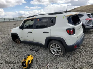 2019 Jeep Renegade Sport with VIN ZACNJBAB6KPJ96678, listed as a Copart auction lot 51792385 with Not provided miles and Salvage title. Bid and sale history available at DreamBid. Image 2.