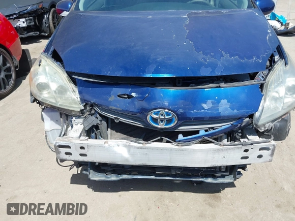 2011 Toyota Prius I with VIN JTDKN3DU5B5343613, listed as a IAAI auction lot 42008657 with 137,578 mi miles. Bid and sale history available at carsss.com. Image 6.