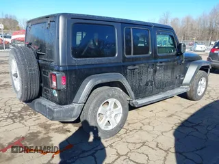 2021 Jeep Wrangler Unlimited Sport Altitude with VIN 1C4HJXDG8MW814044, listed as a IAAI auction lot 41437281 with 54,293 mi miles and . Bid and sale history available at DreamBid. Image 4.