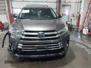 2018 Toyota Highlander Hybrid Limited с VIN 5TDDGRFH0JS039412, выставлен на аукционе IAAI как лот 41369168 с пробегом 106 724 миль миль и . История ставок и продаж доступна на DreamBid. Изображение 12.