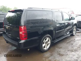 2008 Chevrolet Suburban LTZ with VIN 1GNFK16338J221195, listed as a IAAI auction lot 42243746 with 199,707 mi miles and . Bid and sale history available at DreamBid. Image 4.