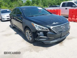2016 Hyundai Sonata SE with VIN 5NPE24AF6GH275945, listed as a IAAI auction lot 42006239 with Not Provided miles and . Bid and sale history available at carsss.com. Image 1.