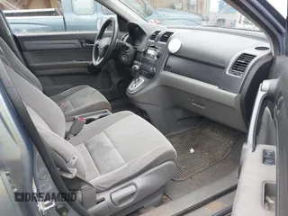 2008 Honda CR-V EX z VIN 3CZRE485X8G703462, wystawiony jako IAAI lot #42012390 z przebiegiem 185 804 mil mil oraz . Historia ofert i sprzedaży dostępna na DreamBid. Obrazek 5.