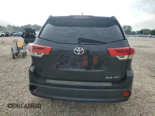 2018 Toyota Highlander SE with VIN 5TDJZRFH9JS556088, listed as a Copart auction lot 64148555 with 50,645 mi miles and Clean title. Bid and sale history available at DreamBid. Image 6.