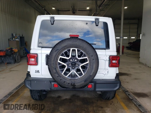 2024 Jeep Wrangler Sahara z VIN 1C4PJXEG6RW337020, wystawiony jako Copart lot #53308325 z przebiegiem 13 606 mil mil oraz Szkoda całkowita • Salvage title. Historia ofert i sprzedaży dostępna na DreamBid. Obrazek 6.