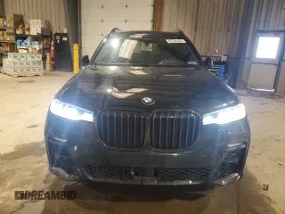 2022 BMW X7 M50i with VIN 5UXCX6C0XN9K45266, listed as a Copart auction lot 45732455 with 29,660 mi miles and Salvage Title. Bid and sale history available at carsss.com. Image 5.