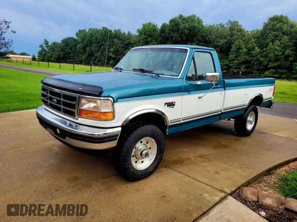 1997 Ford F-250 z VIN 3FTHF26F2VMA27004, wystawiony jako Copart lot #43172115 z przebiegiem 237 194 mil mil oraz Czysty tytuł • Clean title. Historia ofert i sprzedaży dostępna na DreamBid. Obrazek 2.