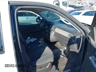 2009 Chevrolet Tahoe Police z VIN 1GNEC03009R163269, wystawiony jako IAAI lot #41500347 z przebiegiem 174 609 mil mil oraz . Historia ofert i sprzedaży dostępna na DreamBid. Obrazek 5.