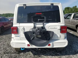 2022 Jeep Wrangler Unlimited Sahara z VIN 1C4JJXP60NW172103, wystawiony jako Copart lot #60396415 z przebiegiem 29 960 mil mil oraz Szkoda całkowita • Salvage title. Historia ofert i sprzedaży dostępna na DreamBid. Obrazek 6.