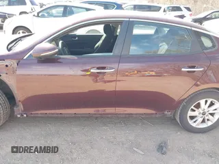 2018 Kia Optima LX with VIN 5XXGT4L32JG205631, listed as a IAAI auction lot 41861172 with 73,702 mi miles. Bid and sale history available at carsss.com. Image 14.