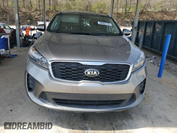 2019 Kia Sorento L z VIN 5XYPG4A32KG479030, wystawiony jako Copart lot #50903745 z przebiegiem 154 418 mil mil oraz Szkoda całkowita • Salvage title. Historia ofert i sprzedaży dostępna na DreamBid. Obrazek 5.