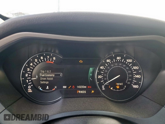 2014 Lincoln MKZ with VIN 3LN6L2GK4ER811632, listed as a Copart auction lot 59675525 with 143,230 mi miles and Salvage title. Bid and sale history available at DreamBid. Image 9.