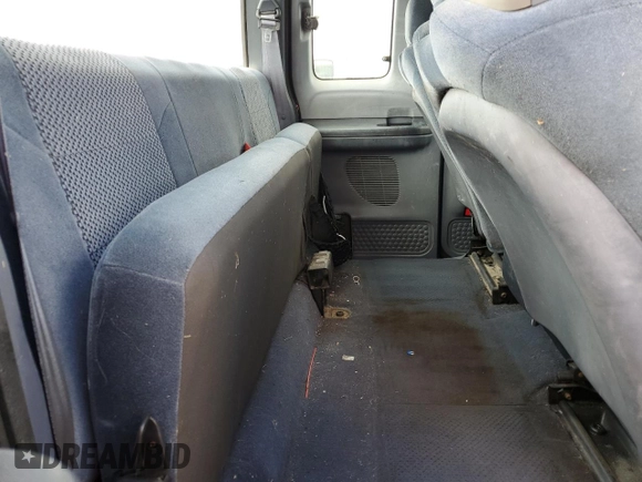 2001 Ford Super Duty F-250 XL with VIN 1FTNX20F51EB77679, listed as a Copart auction lot 73773254 with 90,026 mi miles and Non Repairable. Bid and sale history available at carsss.com. Image 10.