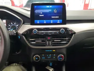 2022 Ford Escape SE с VIN 1FMCU9G66NUB36192, выставлен на аукционе IAAI как лот 42788425 с пробегом 75 601 миль миль и . История ставок и продаж доступна на DreamBid. Изображение 21.