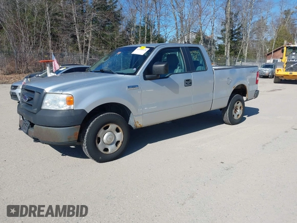 2005 Ford F-150 STX with VIN 1FTRX14W75FB45211, listed as a IAAI auction lot 41998529 with 325,970 mi miles. Bid and sale history available at carsss.com. Image 2.