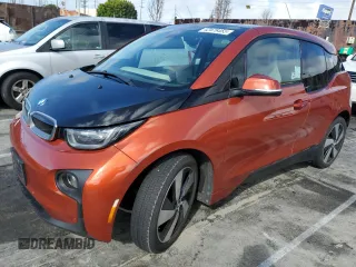 2014 BMW i3 with VIN WBY1Z4C54EV273282, listed as a Copart auction lot 43478455 with 89,884 mi miles and Salvage Title. Bid and sale history available at carsss.com. Image 1.