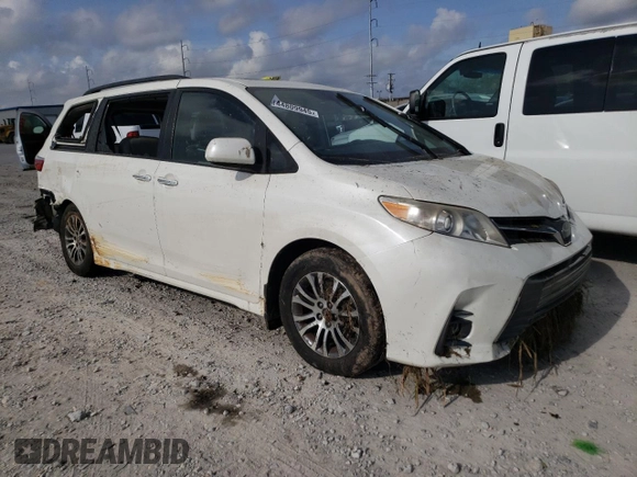 2019 Toyota Sienna XLE Auto Access Seat z VIN 5TDYZ3DC3KS971766, wystawiony jako Copart lot #44809945 z przebiegiem Nie podano mil oraz Szkoda całkowita • Salvage title. Historia ofert i sprzedaży dostępna na DreamBid. Obrazek 4.