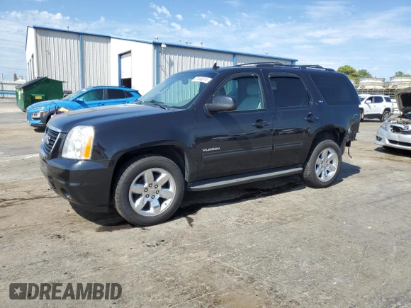 2012 GMC Yukon SLT with VIN 1GKS2CE06CR323051, listed as a Copart auction lot 67460074 with 226,649 mi miles and Salvage Title. Bid and sale history available at carsss.com. Image 1.