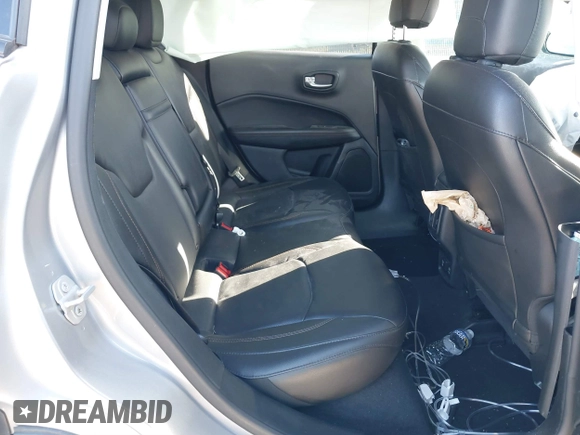 2018 Jeep Compass Limited with VIN 3C4NJDCB8JT246385, listed as a IAAI auction lot 40858204 with Not provided miles and . Bid and sale history available at DreamBid. Image 8.