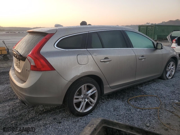 2015 Volvo V60 T5 Drive-E Premier with VIN YV140MEK8F1261621, listed as a Copart auction lot 73959574 with 74,546 mi miles and Salvage Title. Bid and sale history available at carsss.com. Image 3.