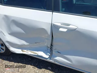 2019 Toyota Corolla L z VIN 5YFBURHE3KP902247, wystawiony jako IAAI lot #42138396 z przebiegiem 72 313 mil mil oraz . Historia ofert i sprzedaży dostępna na DreamBid. Obrazek 6.