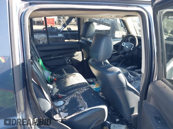 2009 Jeep Commander Sport with VIN 1J8HH48K29C530970, listed as a IAAI auction lot 41232353 with 280,000 mi miles and . Bid and sale history available at DreamBid. Image 8.