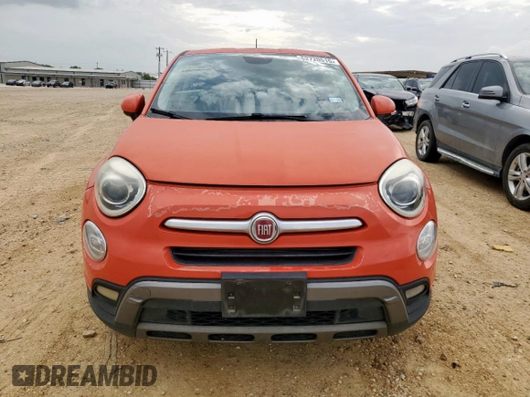 2016 FIAT 500X Trekking с VIN ZFBCFXCT2GP367075, выставлен на аукционе Copart как лот 62720515 с пробегом 87 593 миль миль и Списание • Salvage title. История ставок и продаж доступна на DreamBid. Изображение 5.