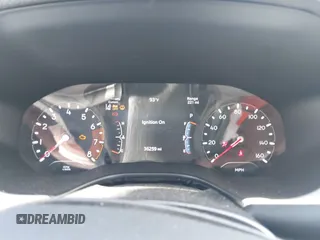 2024 Jeep Compass Limited z VIN 3C4NJDCN6RT610177, wystawiony jako IAAI lot #42498623 z przebiegiem 36 259 mil mil oraz . Historia ofert i sprzedaży dostępna na DreamBid. Obrazek 7.
