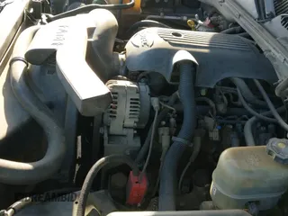 2001 GMC Sierra 1500 SL z VIN 1GTEC14V81Z333066, wystawiony jako IAAI lot #41959464 z przebiegiem 417 637 mil mil oraz . Historia ofert i sprzedaży dostępna na DreamBid. Obrazek 15.