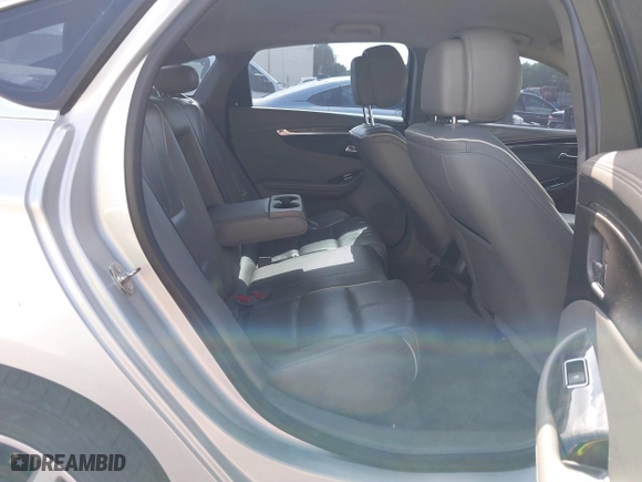 2014 Chevrolet Impala LTZ with VIN 2G1145SL2E9213986, listed as a IAAI auction lot 41526798 with 202,836 mi miles. Bid and sale history available at carsss.com. Image 8.